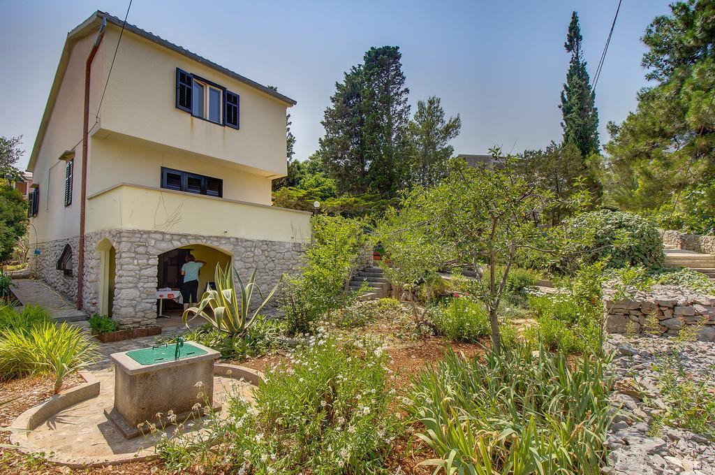 Holiday Home Villa Esperanca Veli Lošinj Kültér fotó
