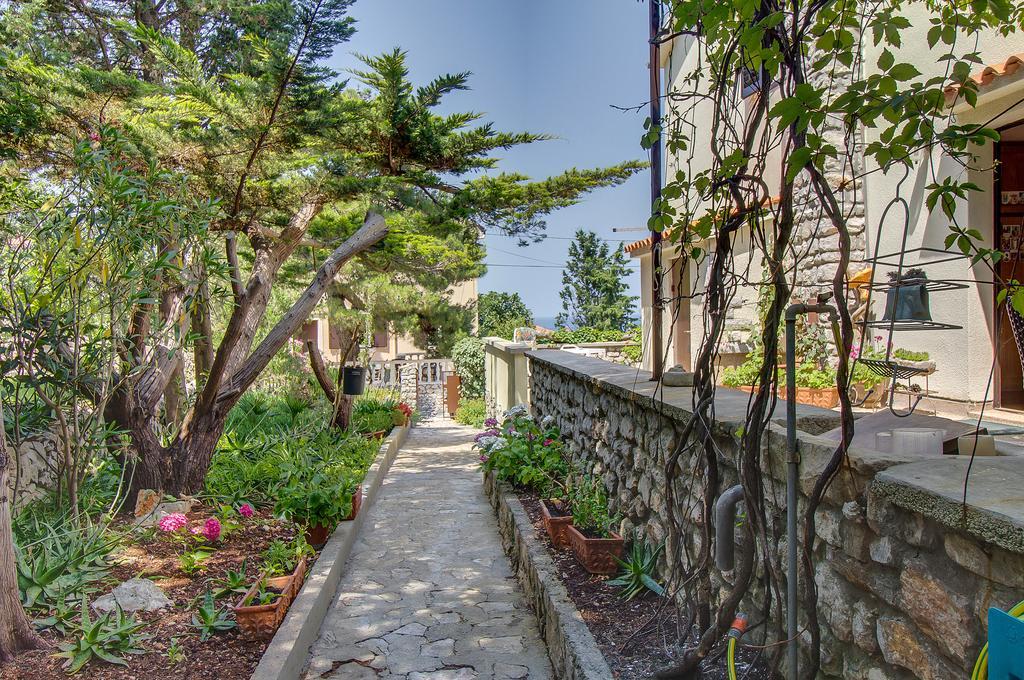 Holiday Home Villa Esperanca Veli Lošinj Kültér fotó
