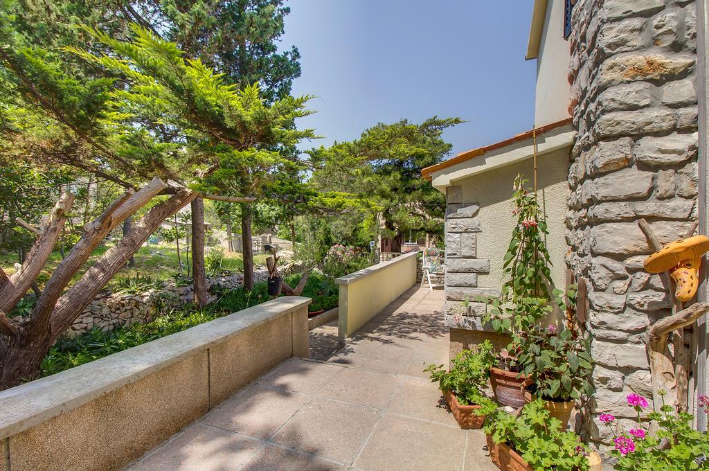 Holiday Home Villa Esperanca Veli Lošinj Kültér fotó