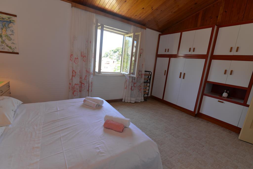 Holiday Home Villa Esperanca Veli Lošinj Kültér fotó